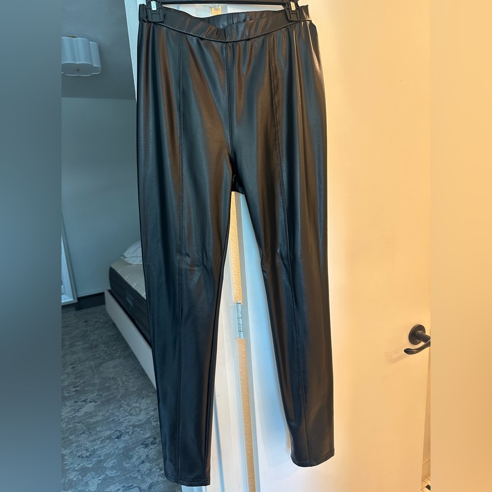 Faux leather leggings